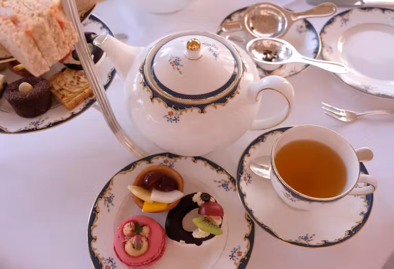 tomar el te en madeira, hotel reids palace madeira, hotel mujeres madeira