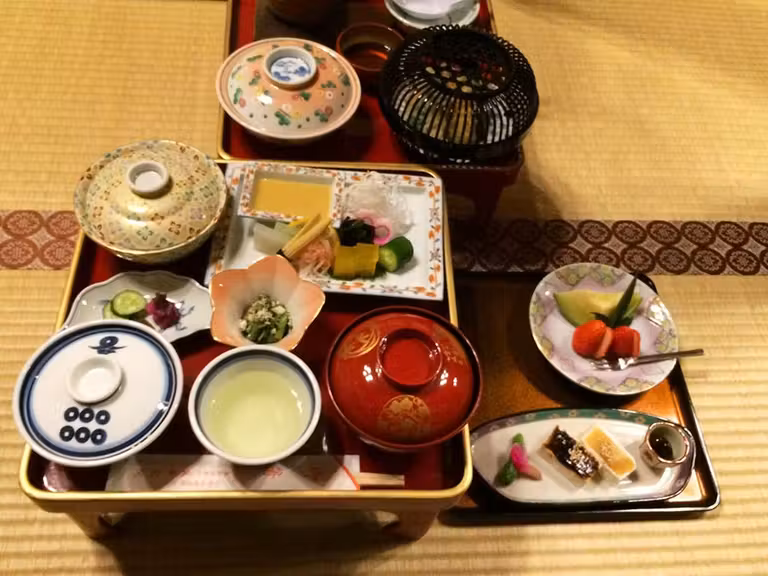 Cena vegetariana en un templo budista de Koyasan (Japón)