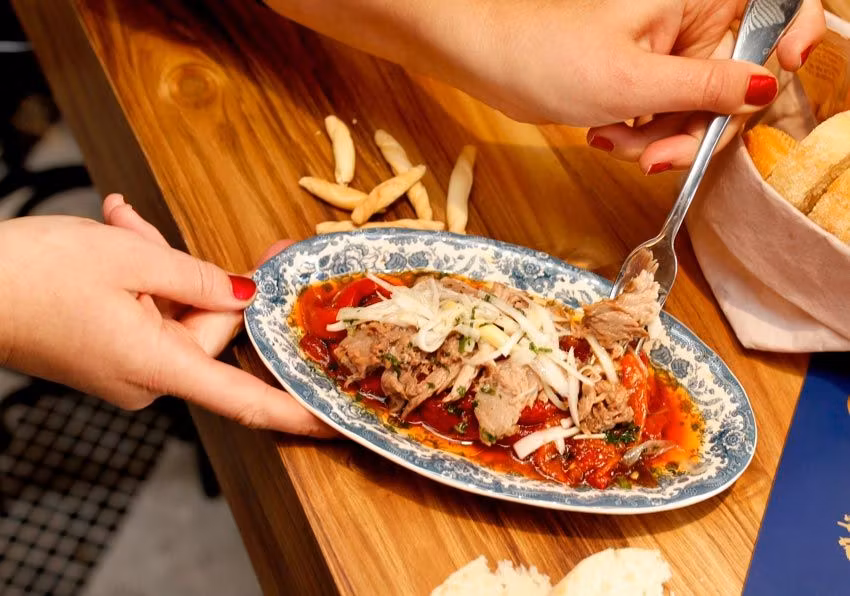 tapas en triana con amigas