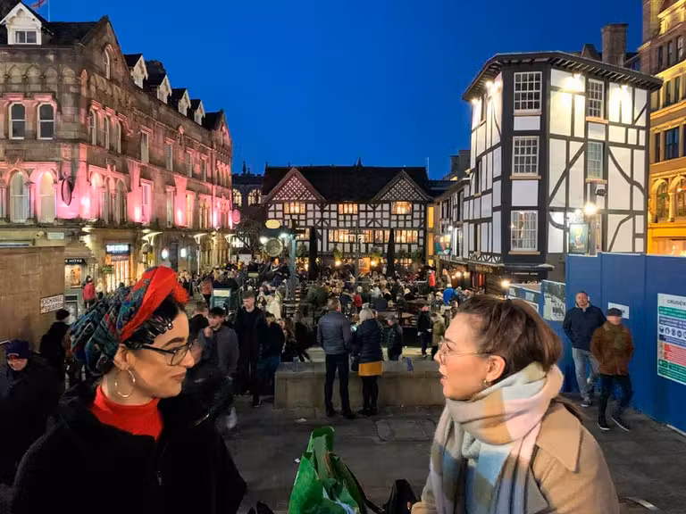 salir por la noche en reino unido