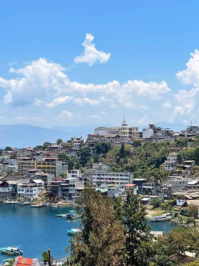 San Juan de la Laguna.