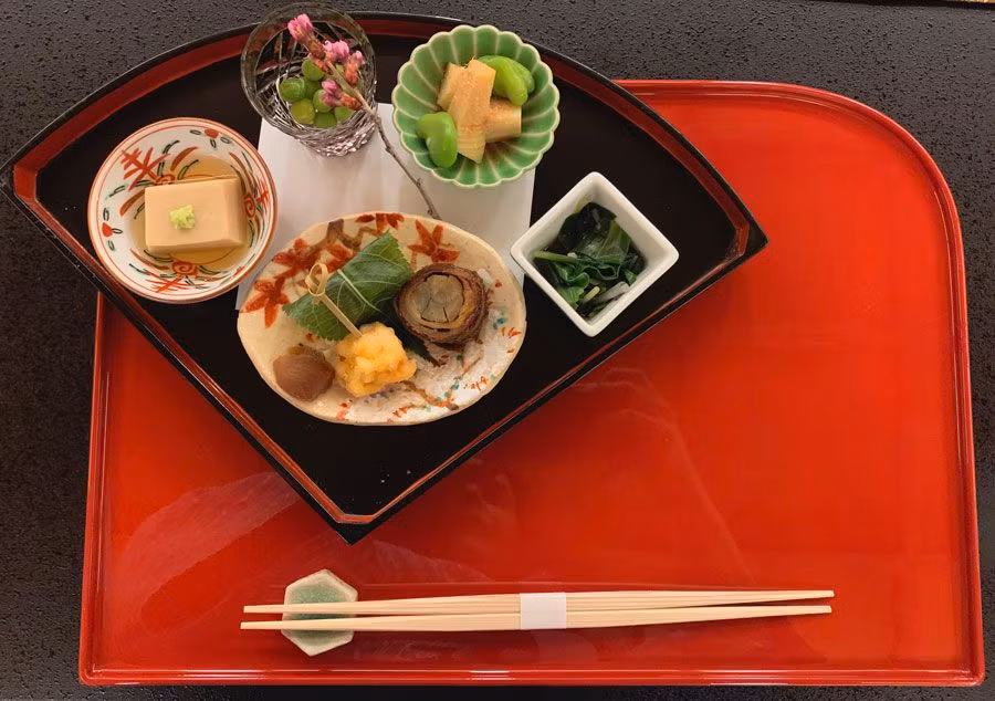 Aperitivos en un ryokan