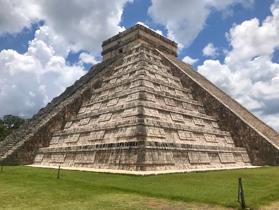 Pirámide de Kukulkán en Chichén Itzá.