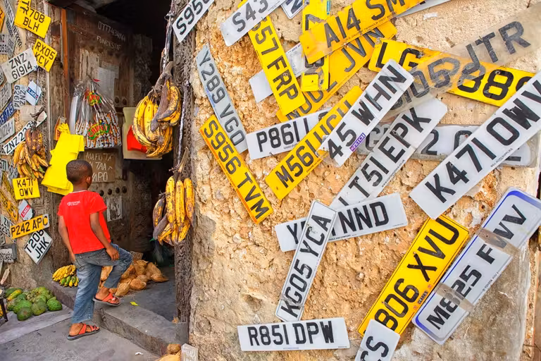 Recorre el laberíntico trazado de Stone Town.