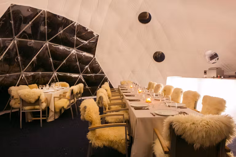 esquiar en andorra, cenas en restaurant hotel iglu