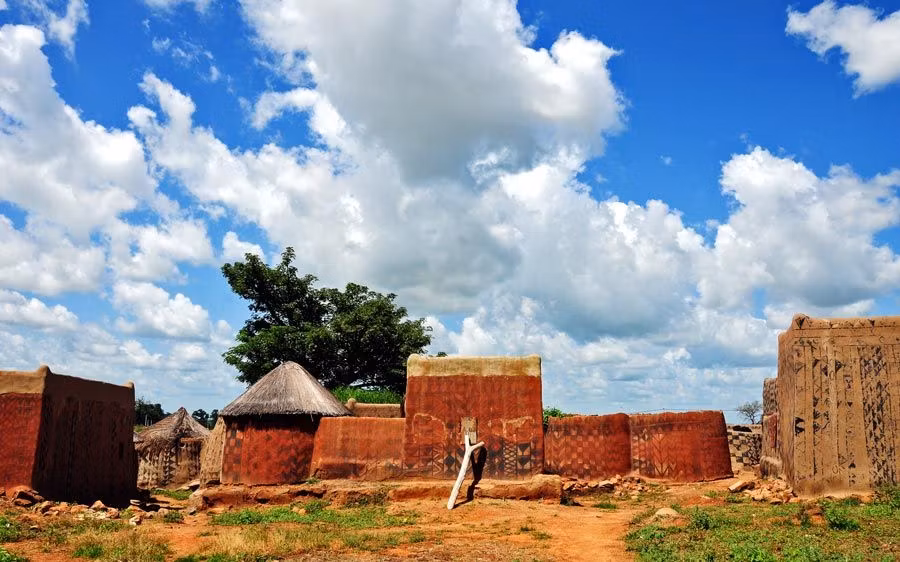 Vista general del poblado de Tiebele