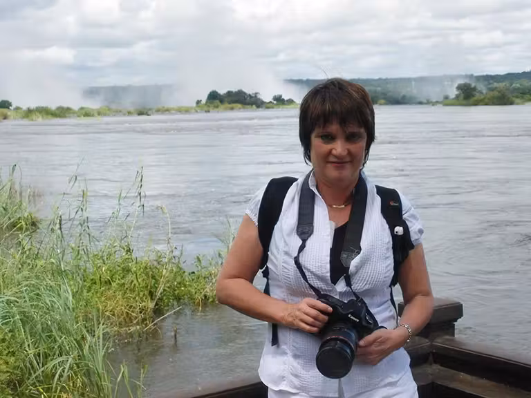 manena munar, periodistas etheria magazine