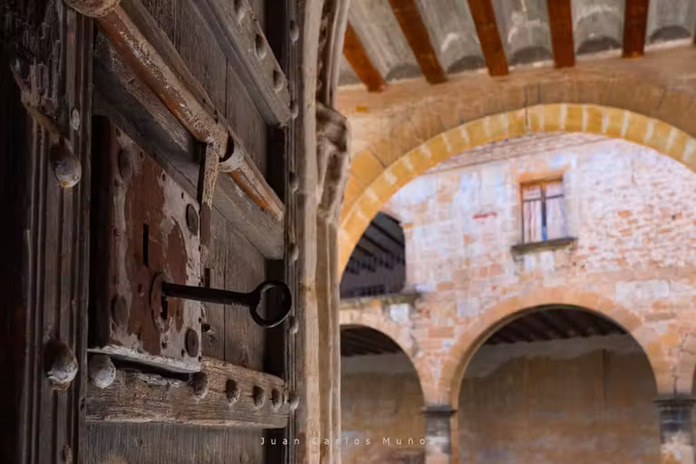 Ermita de Montserrate, en Fornoles.