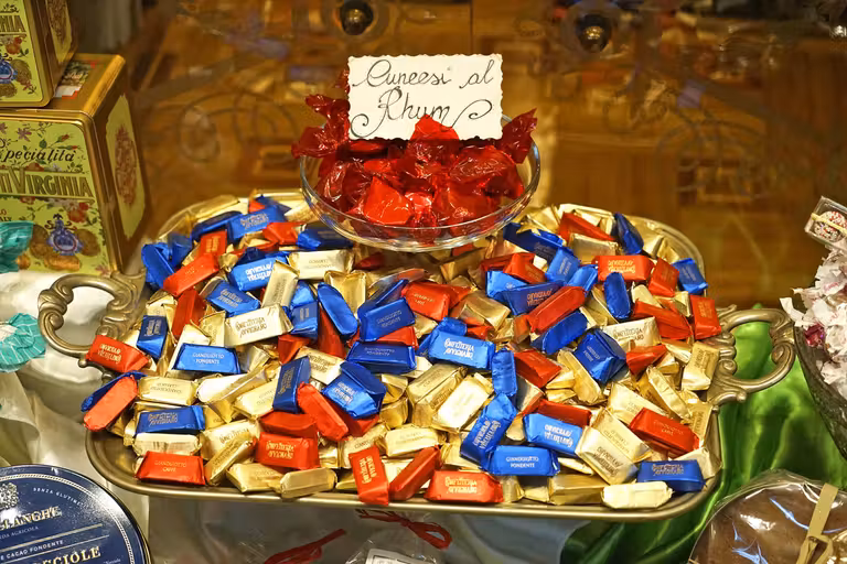 Turín es famosa por sus exquisitas confiterías como la Avignano.