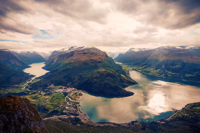 Estas son las vistas que se obtienen al ascender en el Loen Skylift.