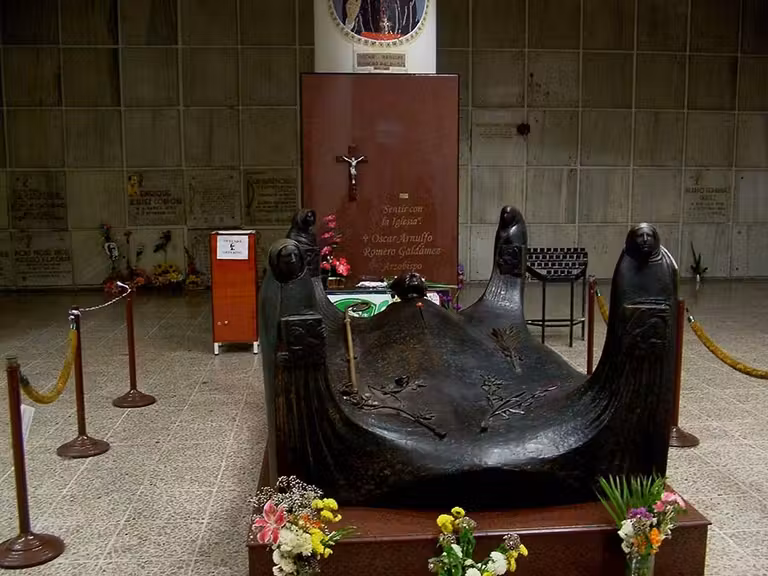 Tumba de Monseñor en San Salvador.