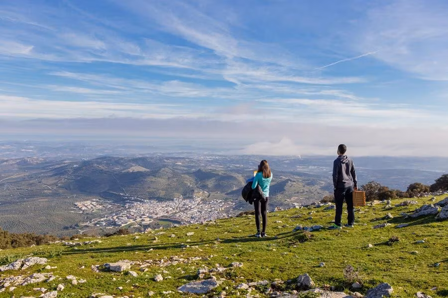 vista del pueblo de Doña Mencia desde un monte