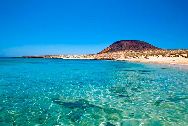 aguas transparentes en La Graciosa