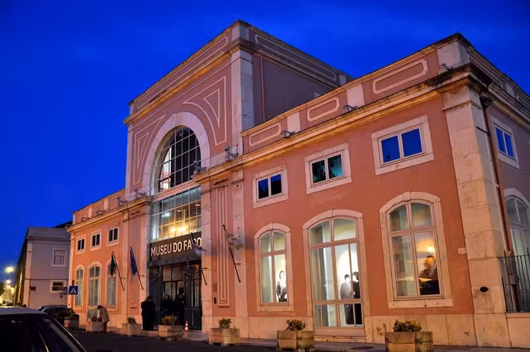 museo do fado en ruta fados lisboa