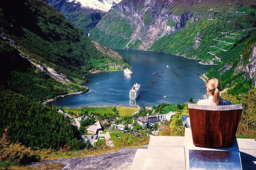 Mirador sobre el fiordo de Geiranger.