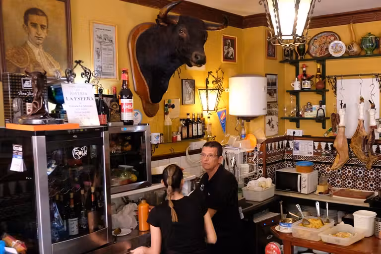 No te pierdas las patatas a lo pobre del Bar Quinto Toro.