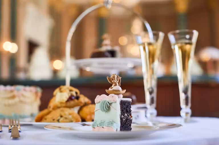 Uno de los lugares más elegantes para tomar el té en Londres.