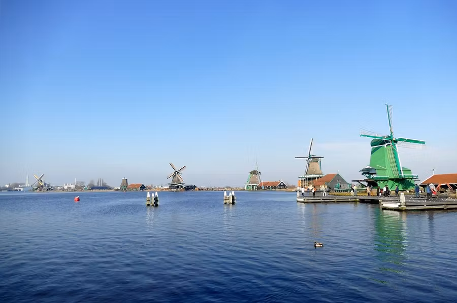 Zaanse Schans, un pueblecito con molinos.