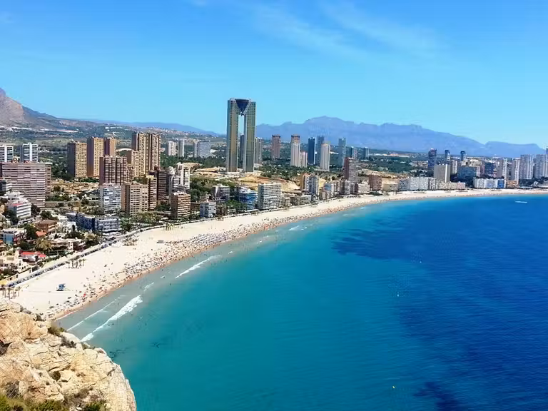 Planes secretos en Benidorm más allá de ir a la playa o tomar el sol