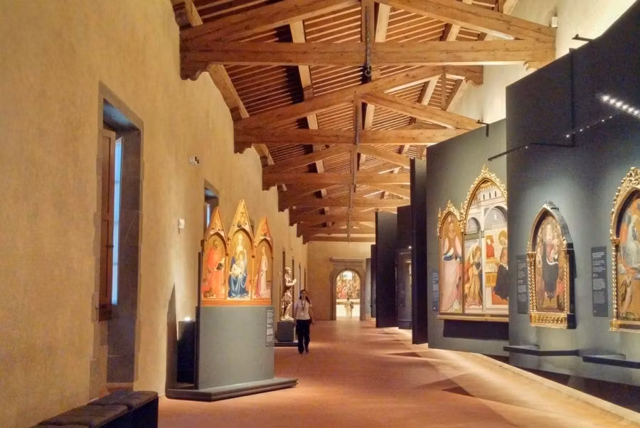 Sala con retablos del museo Degli innocenti