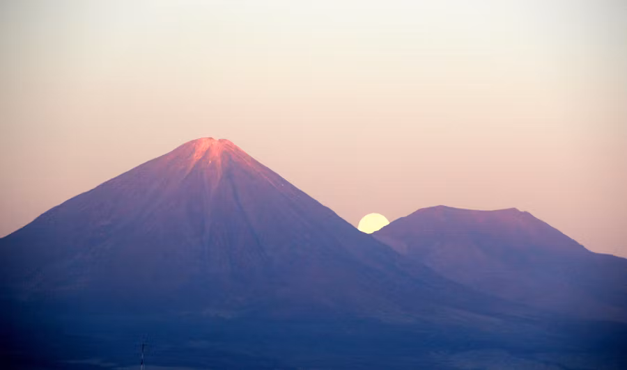 Volcán Licancabur, en el desierto de Atacama.
