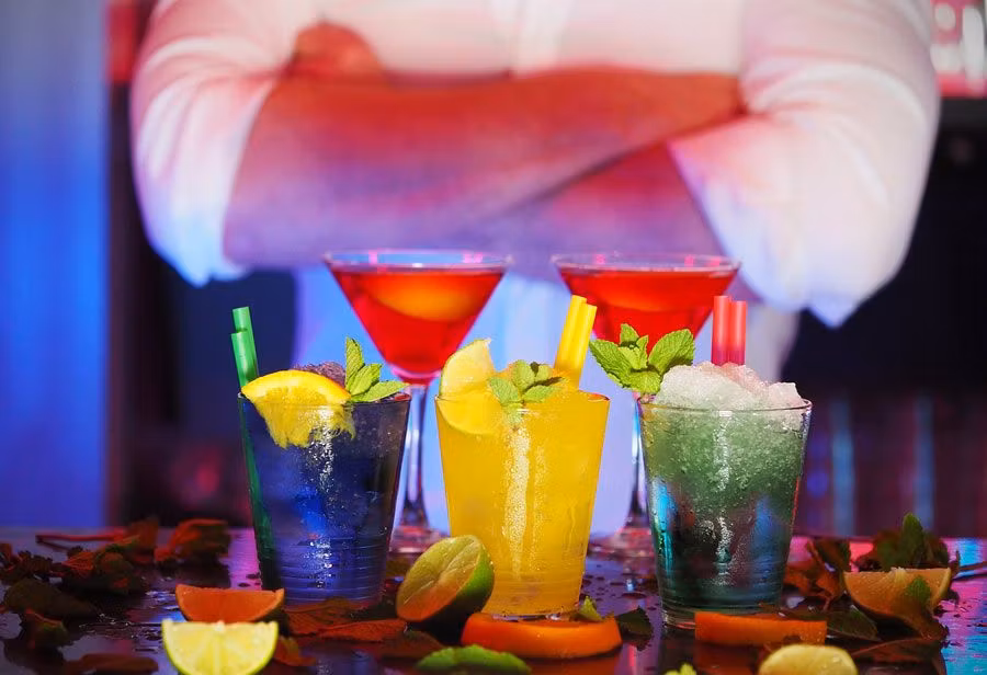 cocteleria moderna, bares de cocteles barcelona