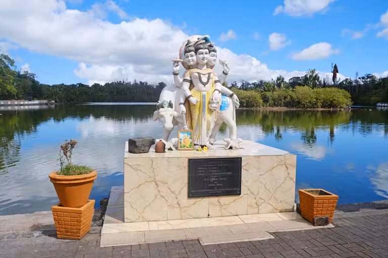 Lago sagrado Grand Bassin.