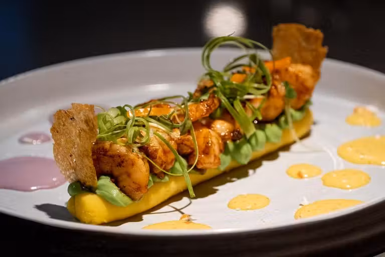 plato de piscomar bravazo con langostinos