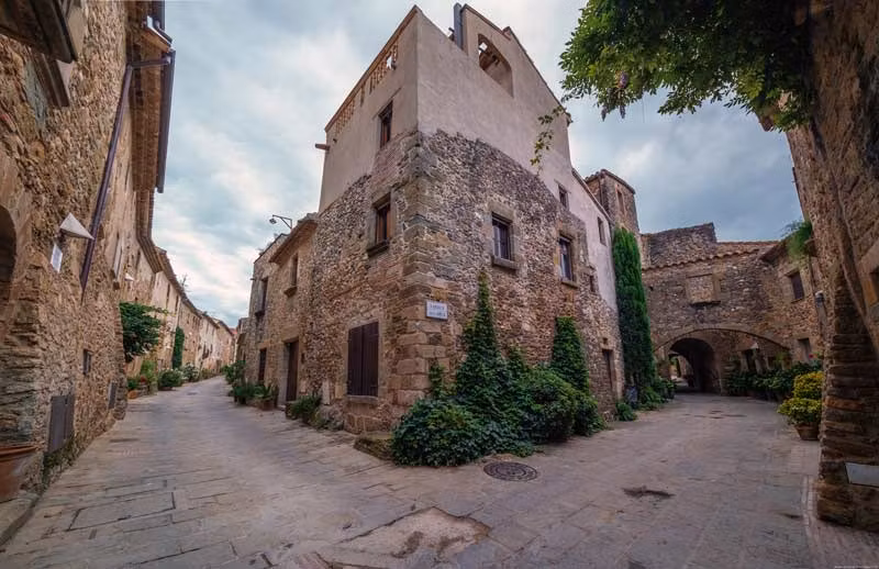 casas antiguas en Monells