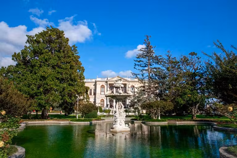 Jardines del Palacio Dolmabahce.