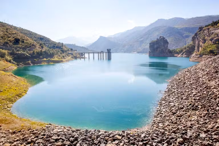 Embalse de Canales.