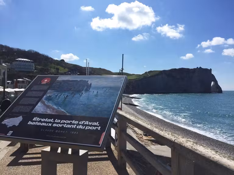 Paseo marítimo de Etretat.