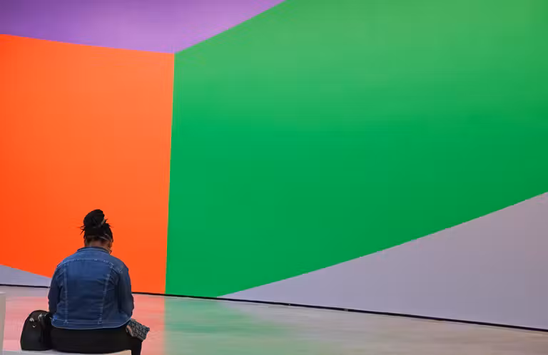 Mural de Sol Lewitt en el Museo Guggenheim.