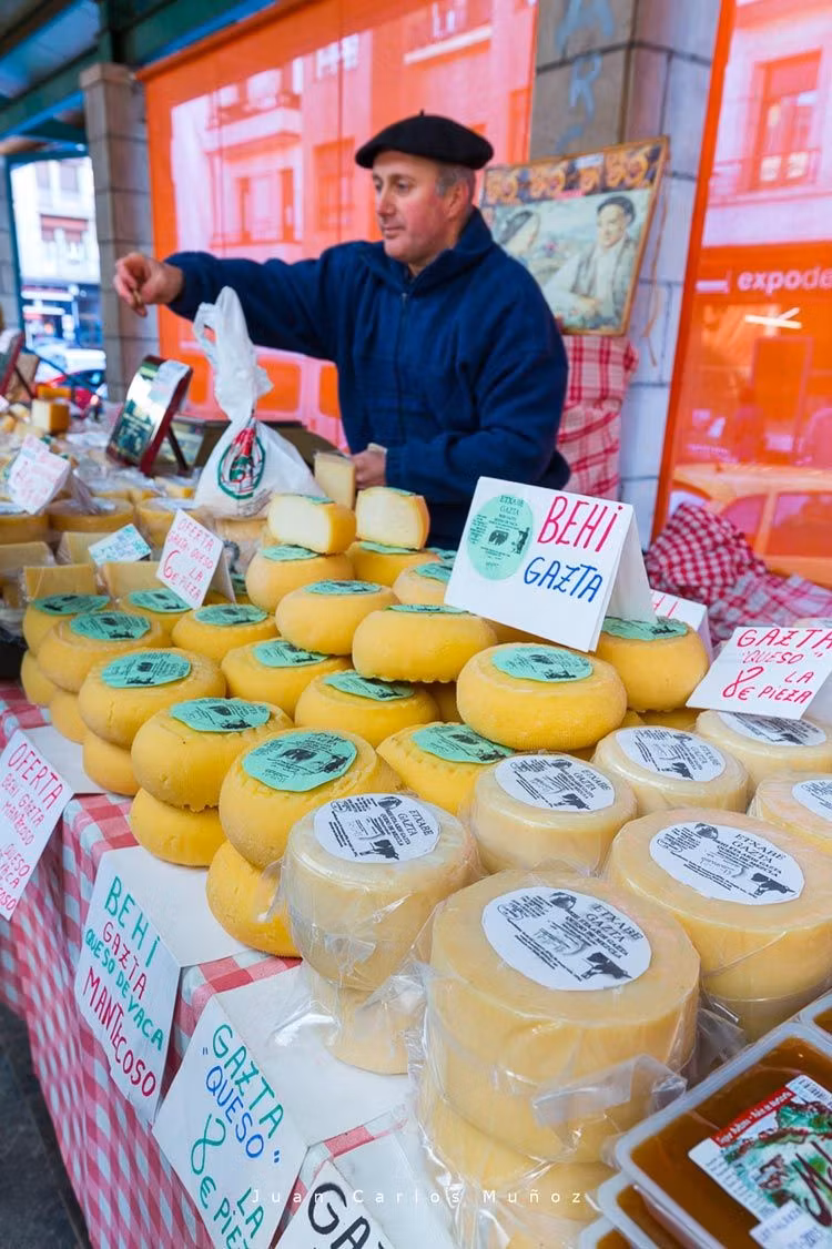 queso en el mercado de gernika