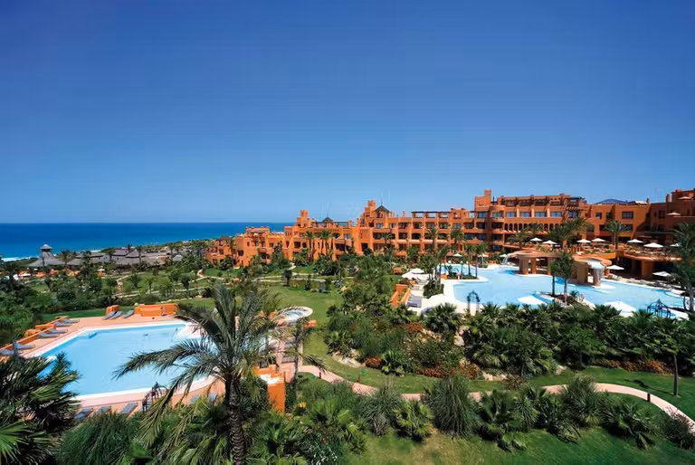 Viajes a Cadiz, hoteles de lujo, escapadas a la playa