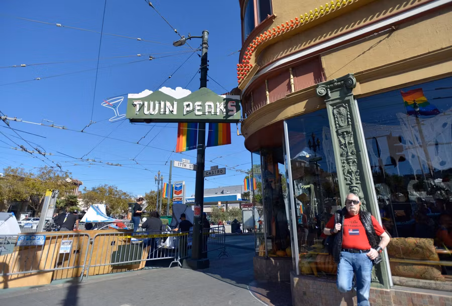 san francisco gay barrio castro twin peaks