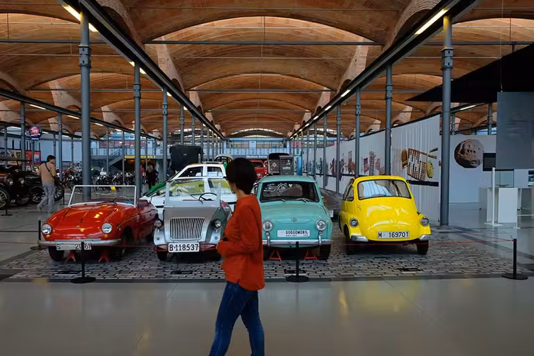Museo Nacional de la Ciencia y tecnologia, turismo industrial, turismo familiar en Cataluna