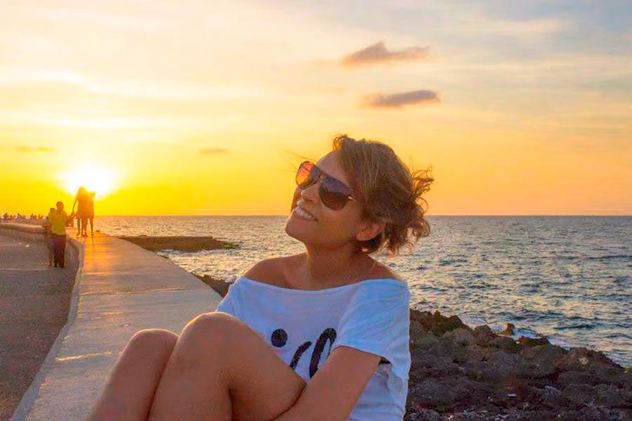 mujeres del sector turístico