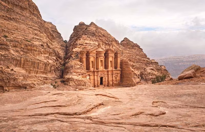 El Monasterio de Petra.