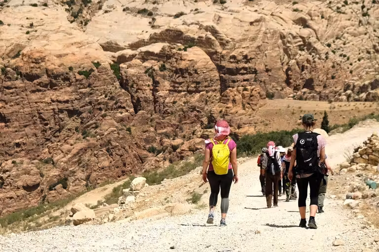trekking de dana a petra