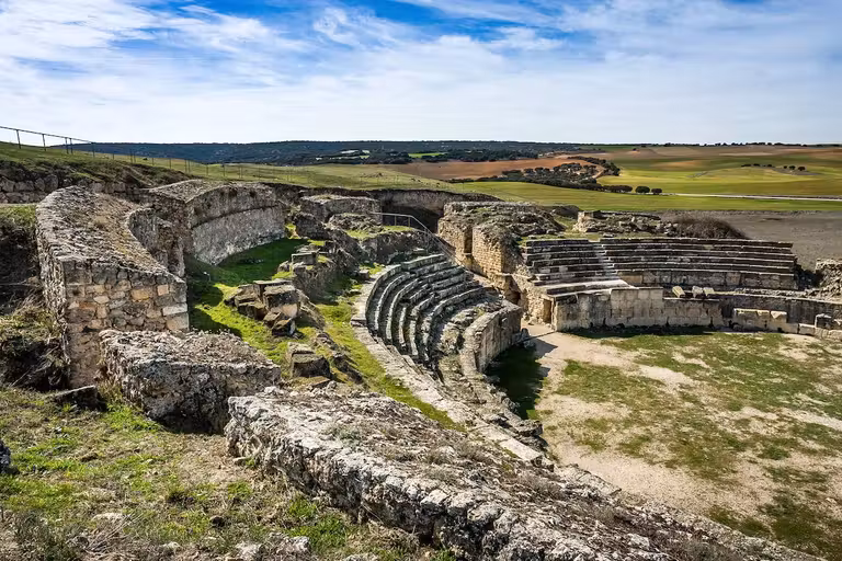 Parque Arqueológico de Segóbriga, en los Caminos de la Merina
