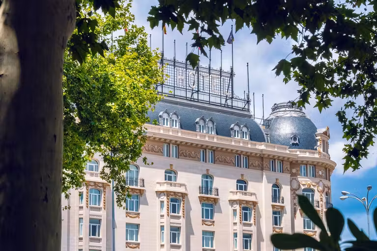 Nueva fachada del hotel palace