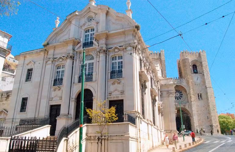 Iglesia de San Antonio.