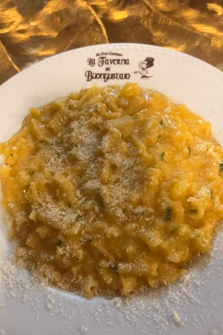 Pasta e patate con provola de la Taverna del Buongustaio. © Kelu Robles