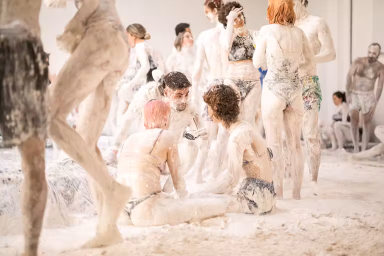 ‘Spa profundo’ de la exposición Wet Dreams.