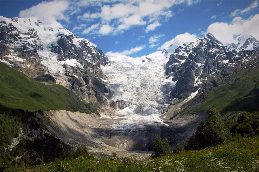 Glaciar Adishi en georgia
