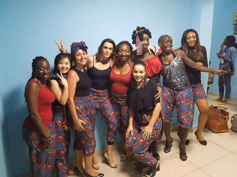 Grupo de danza heels.