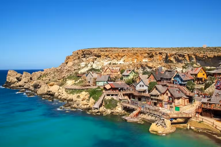 Vista del Pueblo de Popeye, en Malta