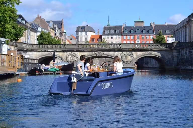 barcos alquiler canal copenhague