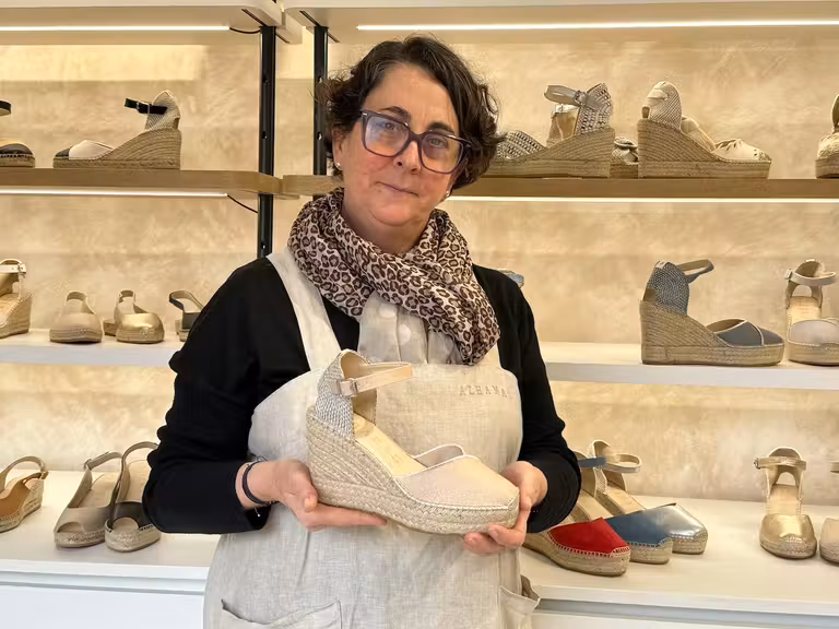 Lourdes Pomar, de Alhamas.